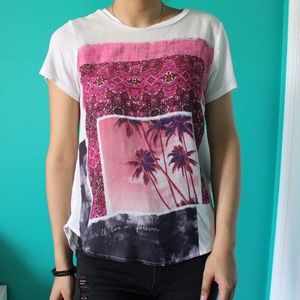 Hollister white and pink short sleeve